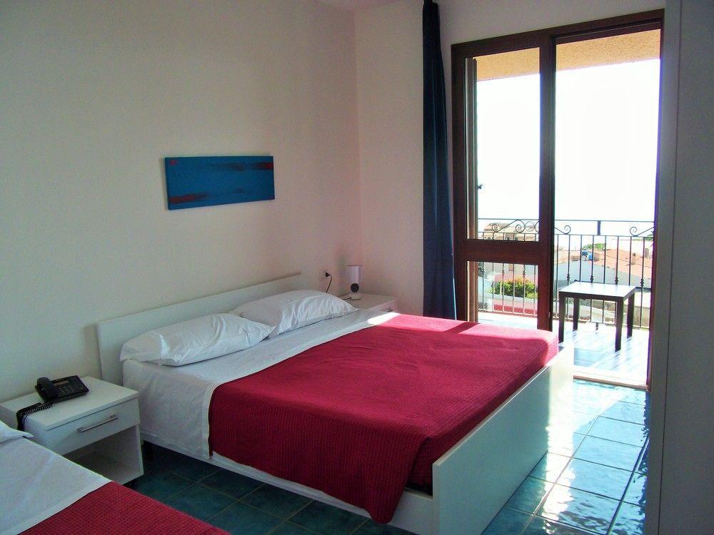 Hotel Bellavista S'Archittu Exteriér fotografie
